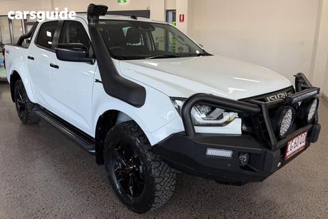 White 2023 Isuzu D-MAX Crew Cab Utility X-Rider (4X4)