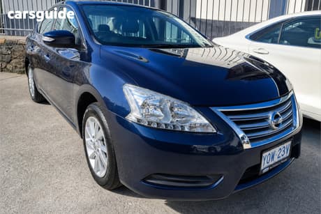 Blue 2016 Nissan Pulsar Sedan St