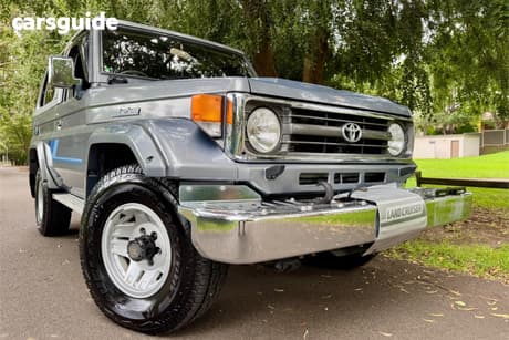 Grey 1999 Toyota Landcruiser OtherCar