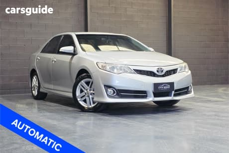 Silver 2012 Toyota Camry Sedan Atara R Se