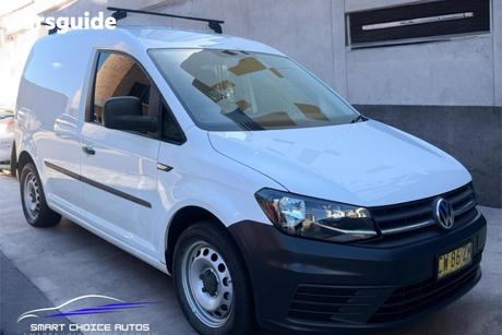 White 2019 Volkswagen Caddy Van Tsi220