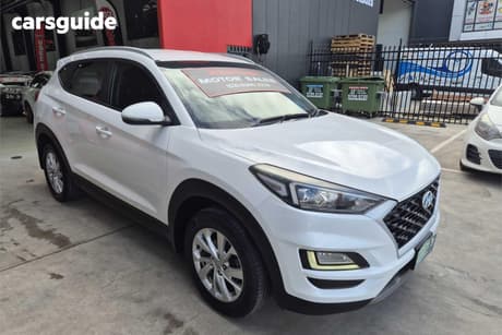 White 2018 Hyundai Tucson Wagon Active X (Fwd)