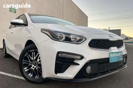 White 2020 Kia Cerato Hatchback S