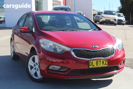 Red 2014 Kia Cerato Sedan S