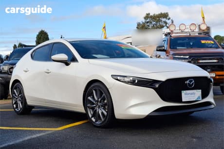White 2019 Mazda 3 Hatchback G25 Gt