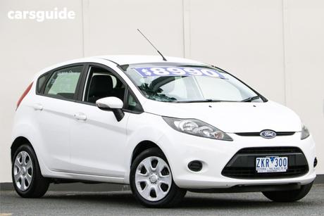 White 2012 Ford Fiesta Hatchback Cl