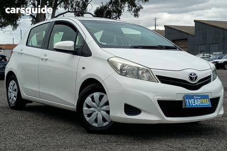 White 2013 Toyota Yaris Hatchback Yr