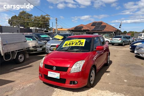 Red 2008 Suzuki Swift Hatchback