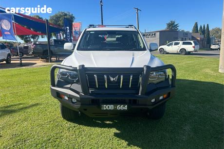 White 2023 Mahindra Scorpio-N Wagon Z8L