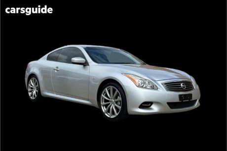 Silver 2008 Nissan Skyline Coupe 370Gt