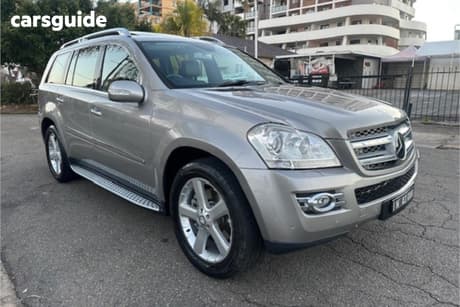 Silver 2008 Mercedes-Benz GL500 Wagon 500