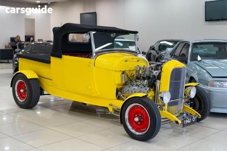 Yellow 1932 Ford Hot Rod OtherCar
