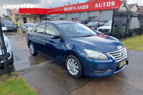 Blue 2013 Nissan Pulsar Sedan St