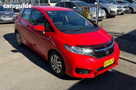 Red 2018 Honda Jazz Hatchback Vti
