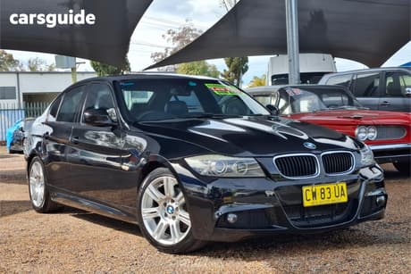 Black 2010 BMW 320I Sedan Lifestyle