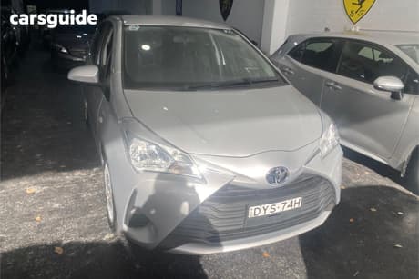 Silver 2018 Toyota Yaris Hatchback Ascent