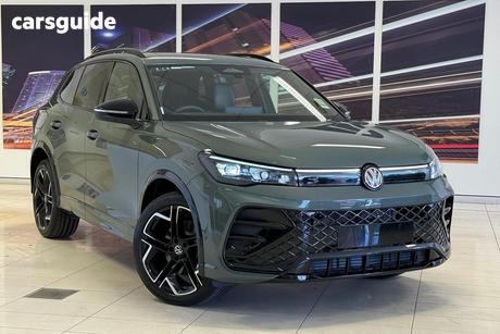 Green 2026 Volkswagen Tiguan Wagon 195Tsi R-Line