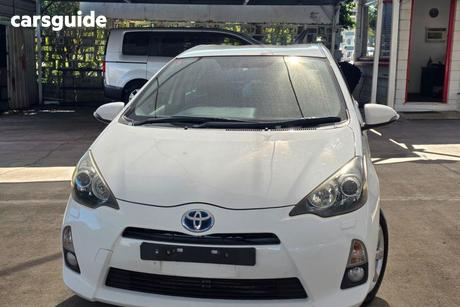 White 2012 Toyota Prius Hatch HYBRID NHP10R
