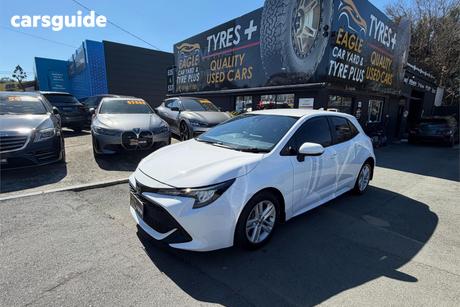 White 2021 Toyota Corolla Hatchback Ascent Sport