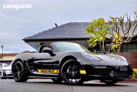 Black 2019 Porsche 718 Roadster Boxster