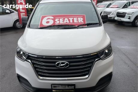 White 2021 Hyundai Iload Crew Van 6S Liftback