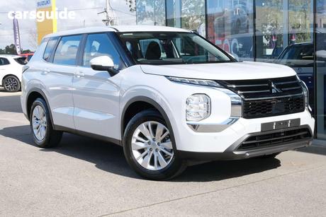 White 2026 Mitsubishi Outlander Wagon Es 5 Seat (2Wd)