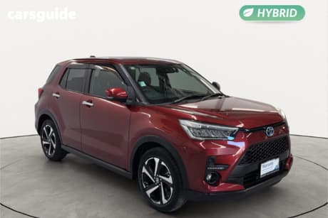 Red 2021 Toyota Raize SUV Z