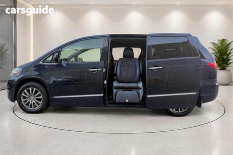 Blue 2016 Toyota Estima SUV AERAS WELCAB