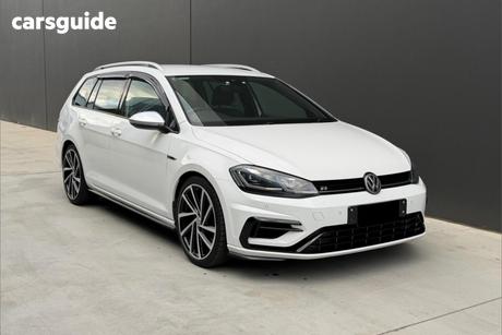 White 2019 Volkswagen Golf Wagon R