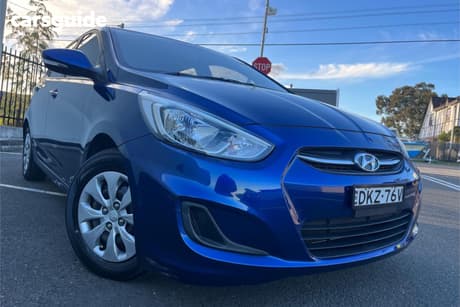 Blue 2016 Hyundai Accent Hatchback Active