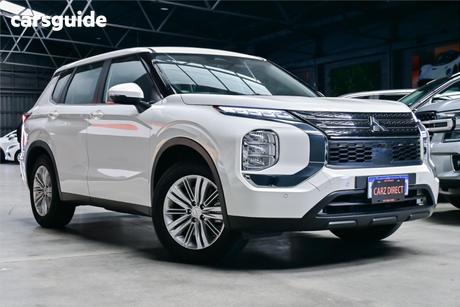 White 2024 Mitsubishi Outlander Wagon Es 5 Seat (2Wd)