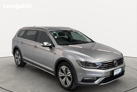 Silver 2017 Volkswagen Passat Wagon Alltrack 140 Tdi