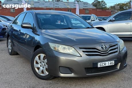 Brown 2009 Toyota Camry Sedan Altise