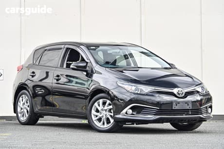 Black 2017 Toyota Corolla Hatchback Ascent Sport