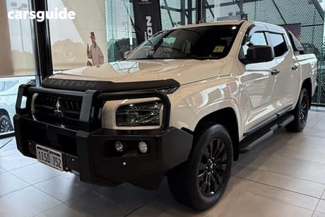 White 2025 Mitsubishi Triton Double Cab Pick Up Glx-R (4X4)