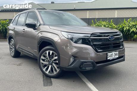 Bronze 2025 Subaru Forester Wagon Hybrid Touring (Awd)