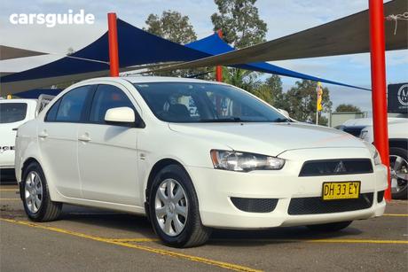 White 2012 Mitsubishi Lancer Sedan Es