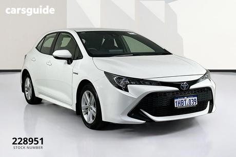 White 2020 Toyota Corolla Hatchback Ascent Sport (Hybrid)