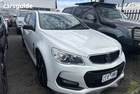 White 2016 Holden Commodore Sportswagon Sv6 Black Pack