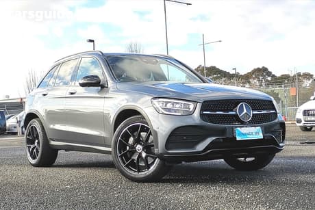 Grey 2023 Mercedes-Benz GLC200 Wagon 200