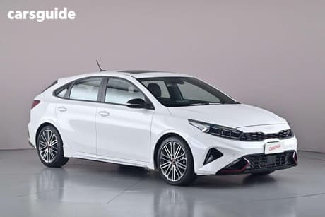 White 2022 Kia Cerato Hatchback Gt