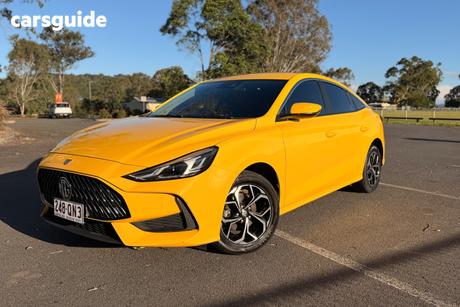 Yellow 2023 MG MG5 Sedan Vibe