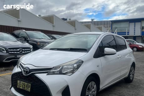 White 2015 Toyota Yaris Hatchback Ascent