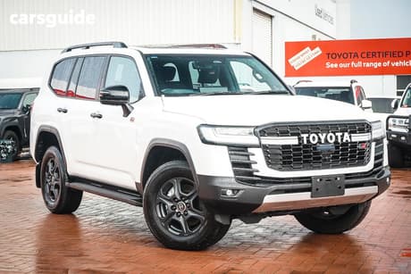 White 2025 Toyota Landcruiser Wagon Lc300 Gr-S (4X4)
