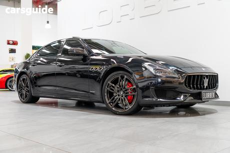 Black 2018 Maserati Quattroporte Sedan GRANSPORT