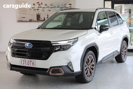 White 2025 Subaru Forester Wagon Hybrid Sport (Awd)