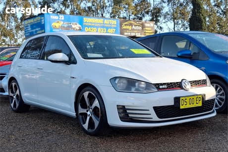 White 2013 Volkswagen Golf Hatchback Gti