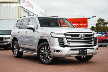 Silver 2024 Toyota Landcruiser Wagon Lc300 Sahara Zx (4X4)
