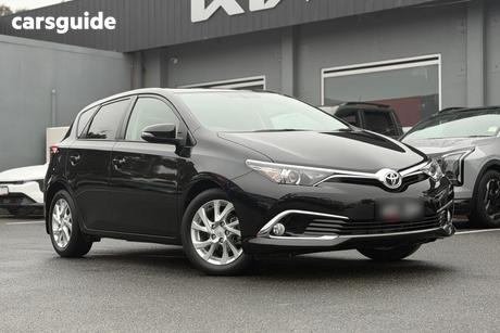 Black 2017 Toyota Corolla Hatchback Ascent Sport