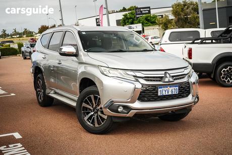 Silver 2016 Mitsubishi Pajero Sport Wagon Exceed (4X4)